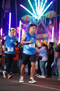 BIB: 43087, 42431
                            <button type="button" onclick="openModal(20774198)" class="btn btn-primary btn-sm float-right btn-popup" data-toggle="modal" data-target=".modal-high-quality">
                        <i class="fas fa-shopping-cart"></i> Add to Cart
                    </button>
                                            <button type="button" onclick="isThisMe(20774198, true)" class="btn btn-success btn-sm float-right btn-popup btn-isme hidden" data-toggle="tooltip" data-placement="bottom" title="นี่คือรูปของคุณใช่ไหม คลิกที่นี่เพื่อเอาเข้าอัลบั้ม">
                        <i class="fas fa-plus"></i> Add to album
                    </button>
                    <button type="button" onclick="isThisMe(20774198, false)" class="btn btn-warning btn-sm float-right btn-popup btn-isnotme hidden">
                        <i class="fas fa-ban"></i> Remove from album
                    </button>